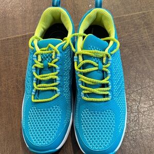 Womens Orthofeet  Blue and Lime Athletic Sneakers - Lightweight Comfort sz 9.5
